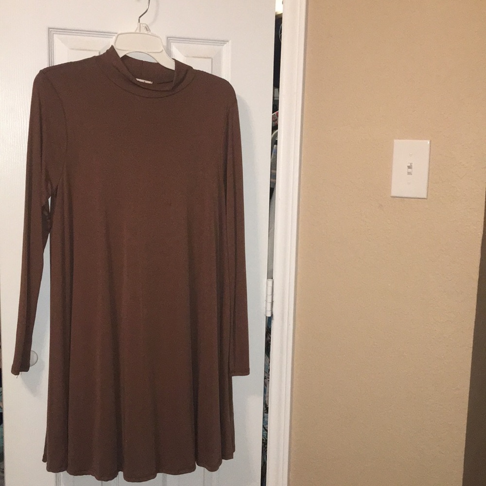 BOUTIQUE item. High neck long sleeve dress.
